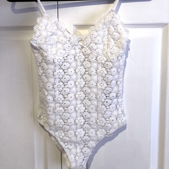 H&M crochet body suit - Picture 1 of 2